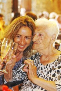 los abuelos nunca mueren